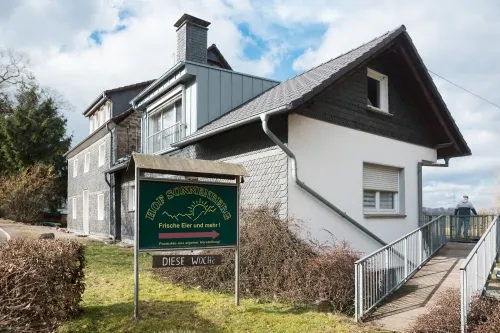 Leider keine Bildbeschreibung für HofSonnenberg-46.jpg vorhanden.